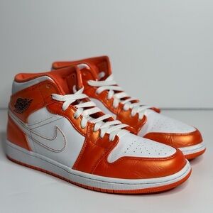 Mens Nike Air Jordan 1 Mid SE "Electro Orange" Metallic Shoes - Size 11 EUC!
